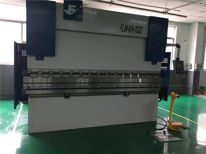 銅板折彎機(jī) 銅板折彎機(jī)